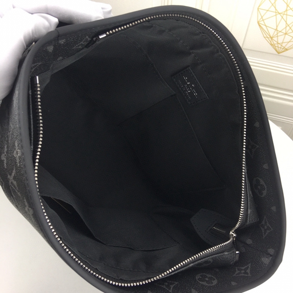 ルイヴィトンバッグ着用イメージ